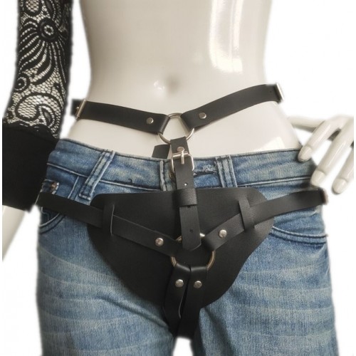 bdsm harnas kuisheidslip zwart
