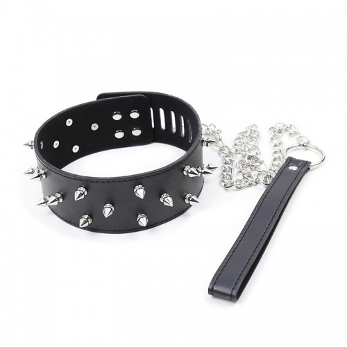 BDSM halsband met spikes, riem en slot - zwart