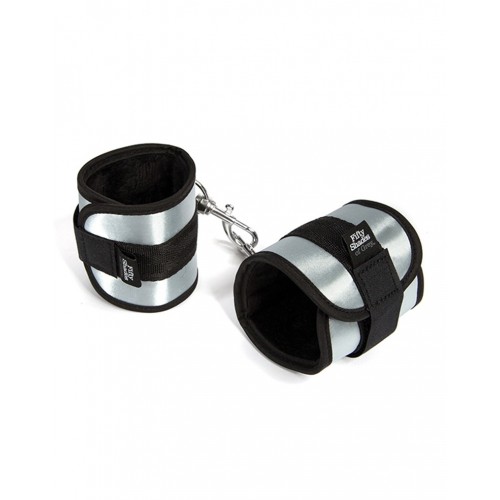 Fifty shades of grey handboeien vastbinden bdsm