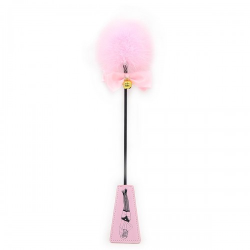 roze zweep met kietelaar