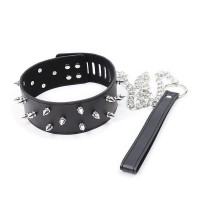 Halsband met spikes, riem en slot - zwart