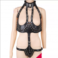 leren bondage harnas spikes 