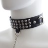 PU leren halsband met studs en riem - zwart zijaanzicht
