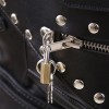 Hoofdmasker geblindeerd met gespen en sloten bdsm